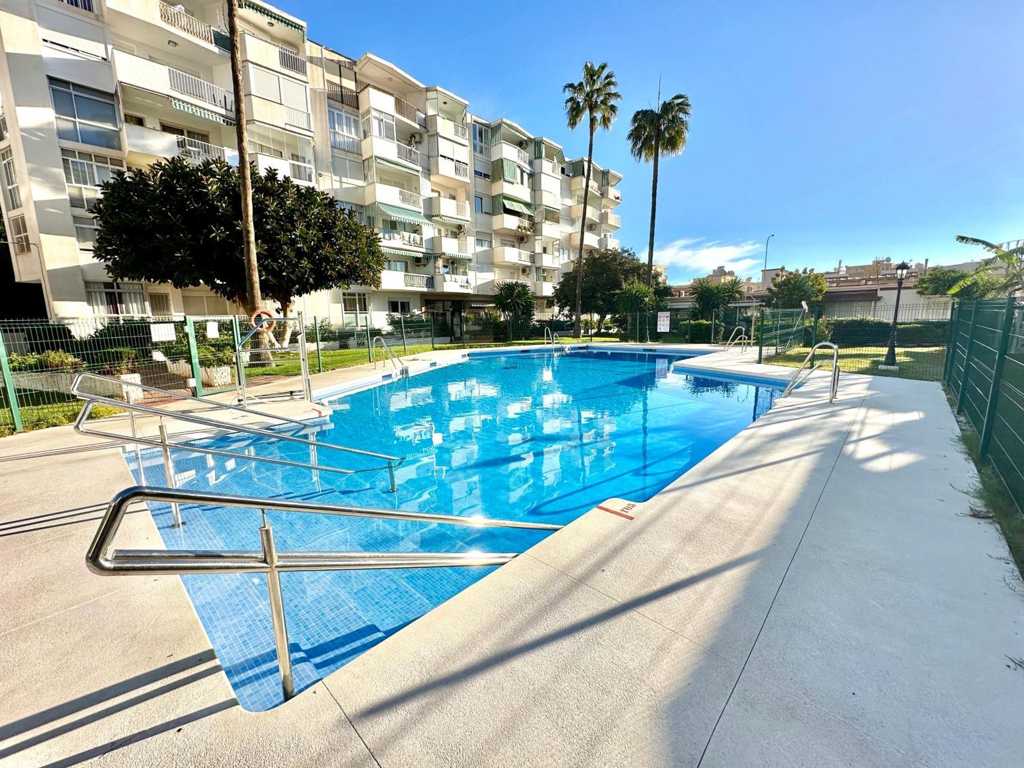Gorgeous Apartment At The Sea In La Carihuela! Torremolinos Luaran gambar