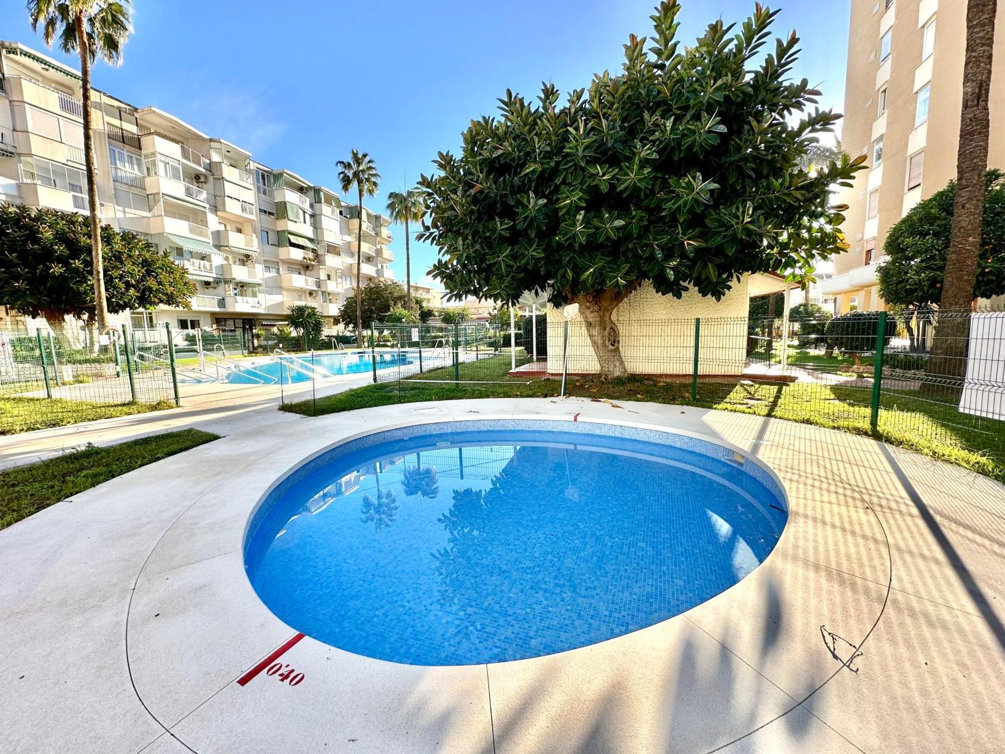 Gorgeous Apartment At The Sea In La Carihuela! Torremolinos Luaran gambar