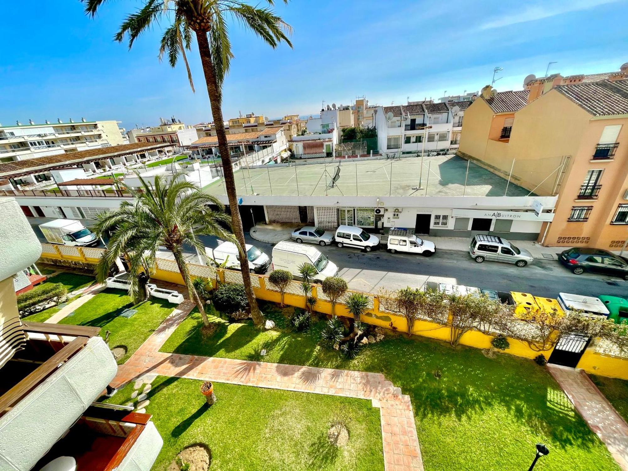 Gorgeous Apartment At The Sea In La Carihuela! Torremolinos Luaran gambar